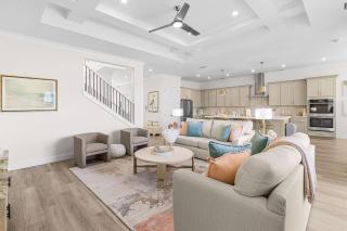 Gorgeous 6 Bedroom New Build 261 Carolina Ave- Heated Pool home - 2