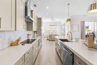 Gorgeous 6 Bedroom New Build 261 Carolina Ave- Heated Pool home - 3