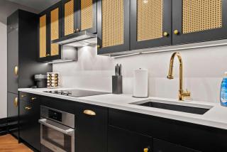 Freeman 201 by Rove - 2BR Condo with Shared Amenities - 6