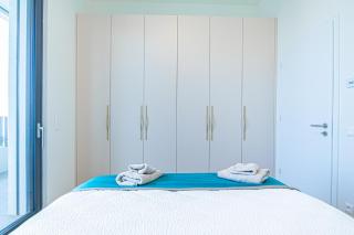 Fancy 2BR & 1LR Apartment Panoramic Sky View - 2