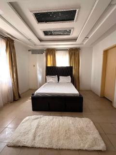 The Hinsley Apartment 1 - 4