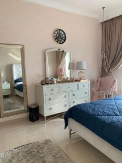 Luxury Room in Ajman - 6
