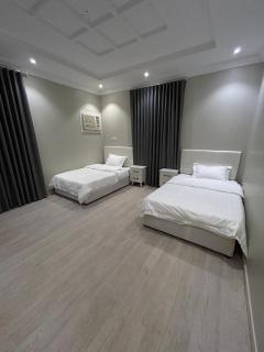 Luxury Family Apartment 3BR & Living Room Al-Manar - 4