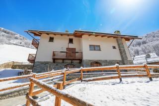 Rebecca's House few steps from skiing - Happy Rentals - 4