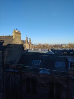 Sleeps 4 central location cosy traditional Edinburgh flat - 8