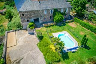 Gîte le chant des tournesols piscine chauffée - 8