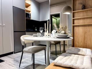 Sky Heaven - Airport 2 Bedroom Apartment - Parking - 3