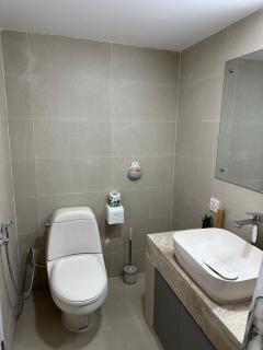 Cozy 2BR Apartment in Bashundhara & Pool Access - 2