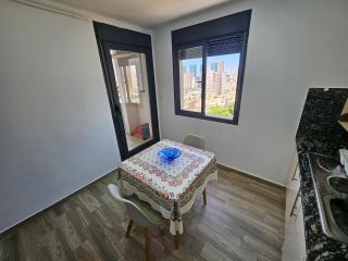 Cozy Oranaise Escape T4 with Private Parking - 8