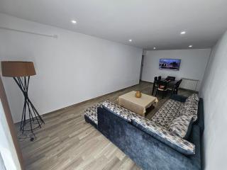 Cozy Oranaise Escape T4 with Private Parking - 6