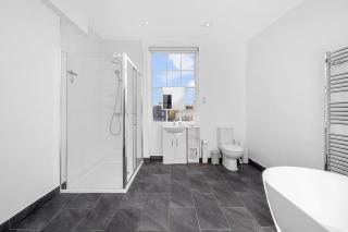 Chic 1BR Flat Walk to Kings Cross & St Pancras - 7