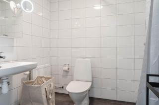 Guestly Homes - Modern Studio Apt - 1