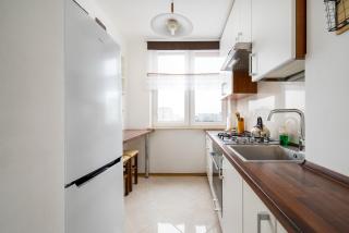 Solidarności City View Apartment by BookingHost - 2