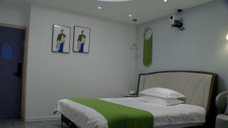 上海印叙白设计师民宿 - 8