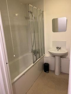 Cosy Studio Nestled in East Molesey - 8