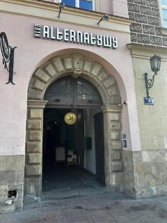 Small Market Square - Old Town - 9