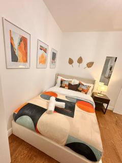 R1-Spacious self-contained private room and its own dedicated private bathroom with kitchenette near QEH - 5