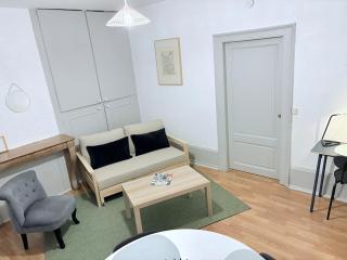 - N13 - Appartement calme et spacieux, centre ville - Besançon - 7
