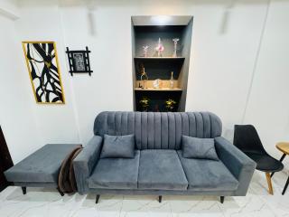 Bahria Town Karachi Full Furnished 2 Bed Appartment As A Guest House - 8