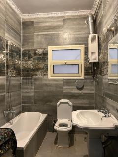 شقة مفروشة بفيلا مميزه للإيجار بالتجمع الاول - Il Cairo - 9