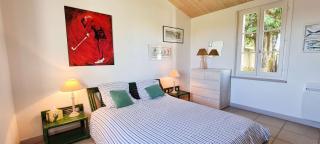 Dans le centre de la Couarde, superbe villa familiale - 2