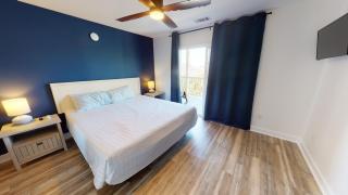 Bermuda Breeze - D - 5