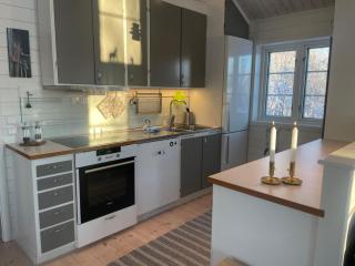 New 4Bedroom Cabin with Sauna, Terrace & Fireplace - 4