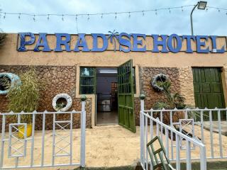 Paradise hotel - 2
