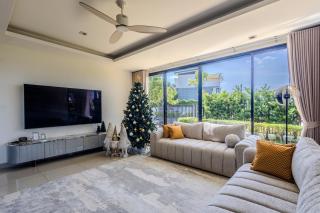 Luxury 5 bedroom villa Laguna Park - 6