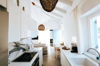 La Villa, independent villa with pool and jacuzzi - 2