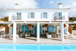 La Villa, independent villa with pool and jacuzzi - 0