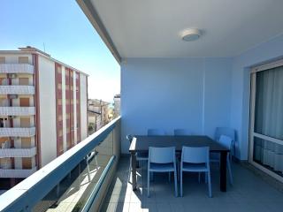 Flat with terrace in residence 50m from the sea - 1