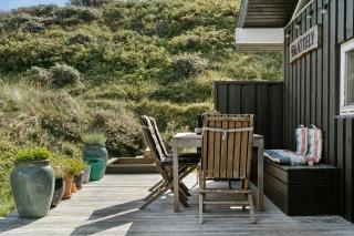 Retro Home With Sea View At Tornby - 1