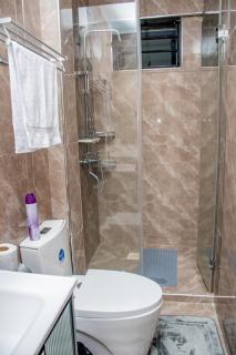 Modern 1BR Apartment - 5