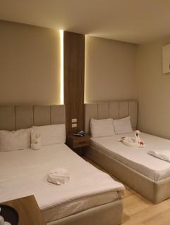 Forest Park pyramid - 0