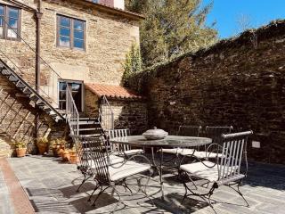 Prioral Countryside Villa - 2