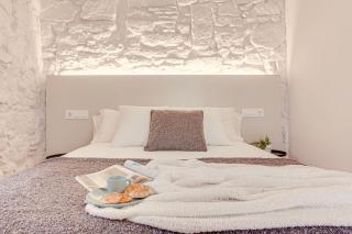 Old Quarter Boutique - 1