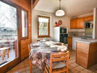 Duplex ensoleillé près télécabine Mont Chéry - 2 chambres, terrasse, parking, proche commodités - FR-1-685-15 - 1