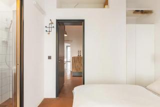 Spacious flat in cool area - 1