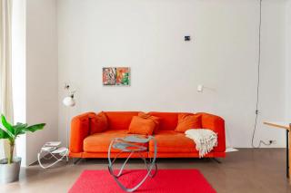 Spacious flat in cool area - 6