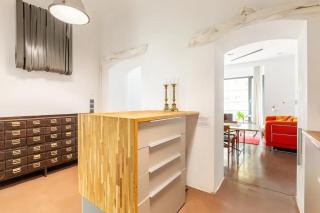 Spacious flat in cool area - 4