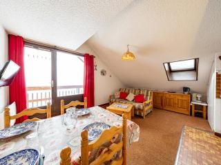 Saint-François-Longchamp : T2/3 avec balcon, 6 pers, proche centre - FR-1-807-14 - 0