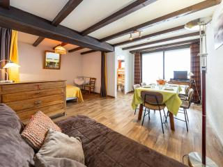 Appartement spacieux de 57m² avec balcon pour 6 pers., au pied des pistes - FR-1-807-74 - 2