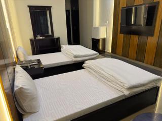 Sapphire Stays Hotel and Restaurant Peshawar - 5