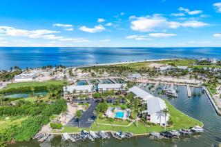 Marina Villa 806 - 3