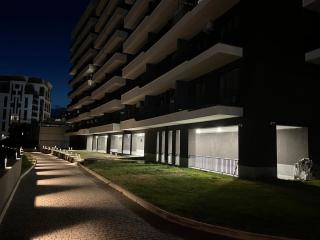 Cozy Central Self Checkin King Bed Balcony - 9