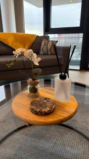 Flat 38 Axis, - 2 Bed Stylish Apartment with large Roof Terrace - 5