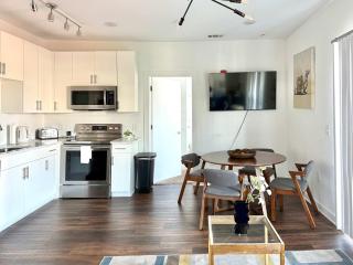 Luxury New 2B2B Private Balcony 542Blvd - 9