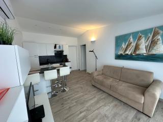 Ferienwohnung Mit Terrasse - 1