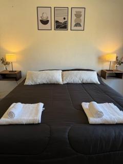 Rustic house with large patio, two blocks from the river - 2